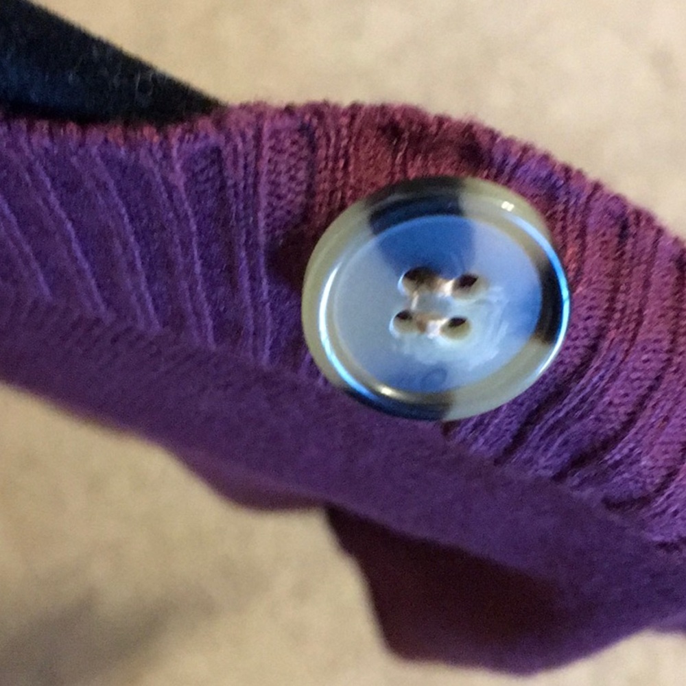 Sweater - Picture 3 of 3